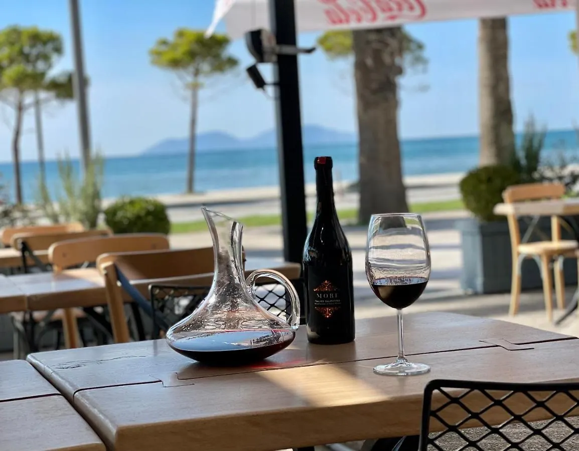 Elmar Hotel Vlore
